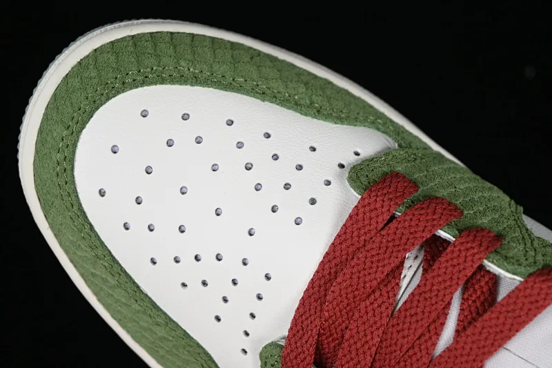 All categories Air Jordan Jordan series basketball shoes Air Jordan 1 Low Pure original Air Jordan 1 Low CNY "Year of the Drago" AJ1 Qiao 1 Year of the Dragon Limited Qinglong low-top cultural casual sneakers FN3727-100